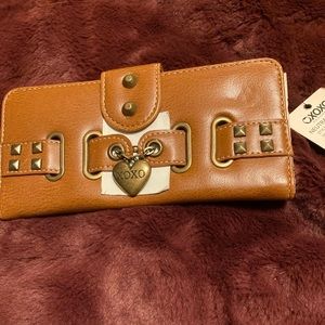 XOXO cognac wallet